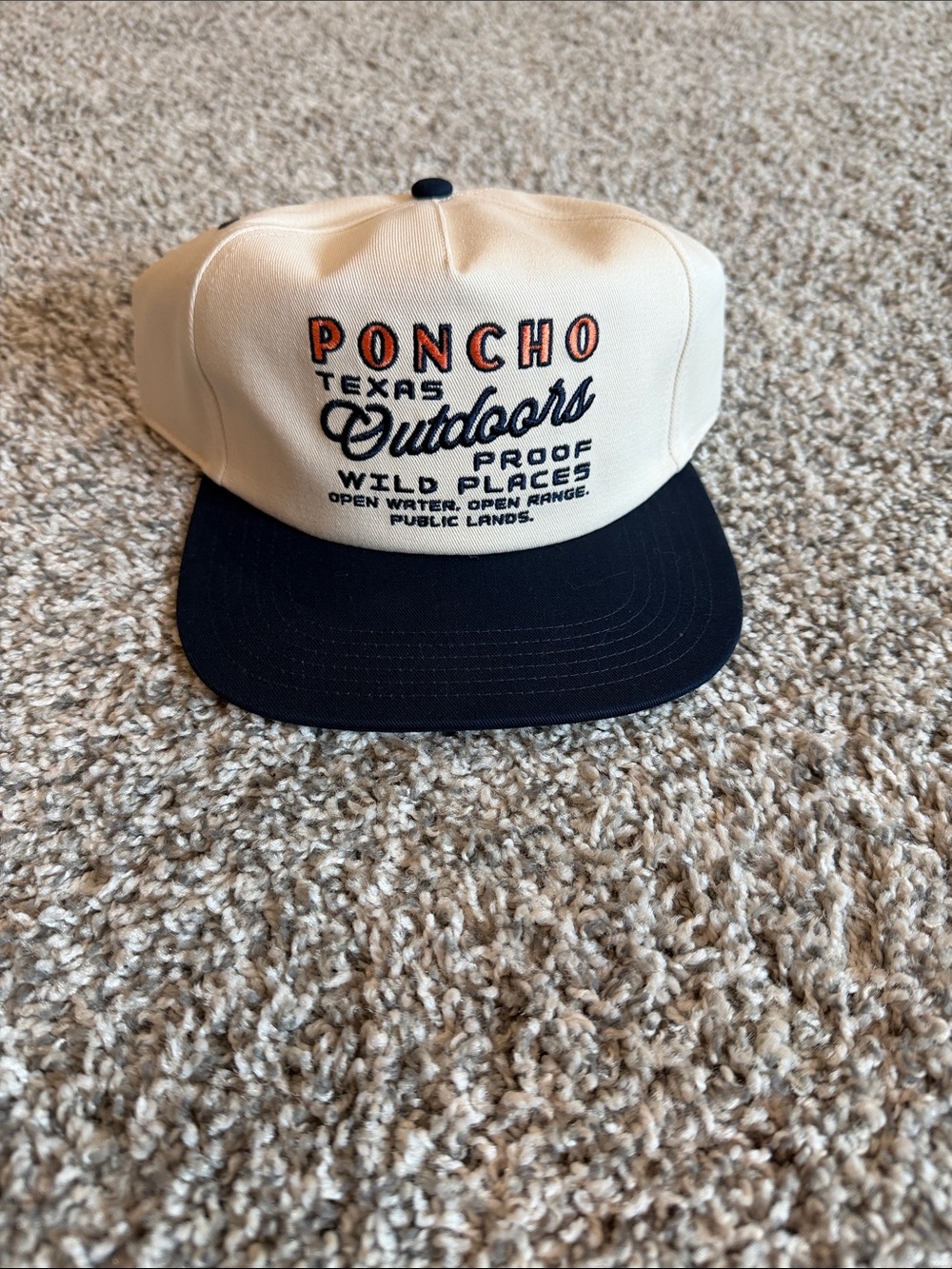 Poncho Texas Outdoors Two-Tone Baseball Cap